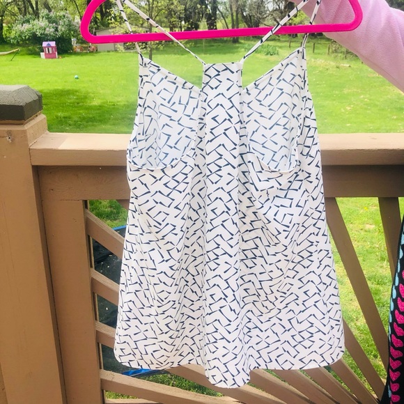 Banana Republic classic top! - Picture 4 of 4